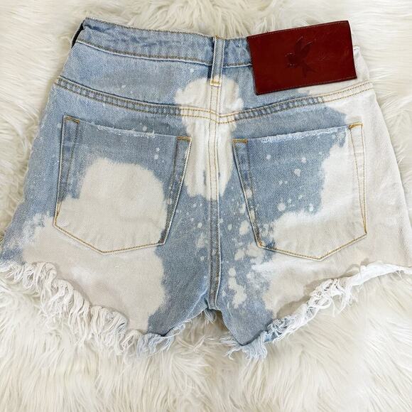 One Teaspoon Womens Bonita Cutoff Shorts Size 25 Bleached Light Wash High Waist - Picture 5 of 11